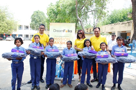  DreamFolks continues to empower the girl child through ‘MISSION SAKSHAM’