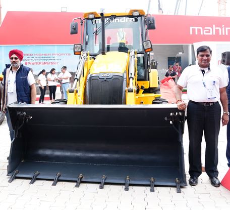  Mahindra launches cutting-edge BLAZO X m-DURA Tipper and BSV Range of Construction Equipment at EXCON 2023